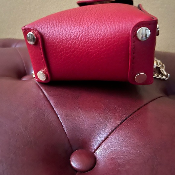 New w/tags Leather crossbody phone holder - Picture 6 of 8